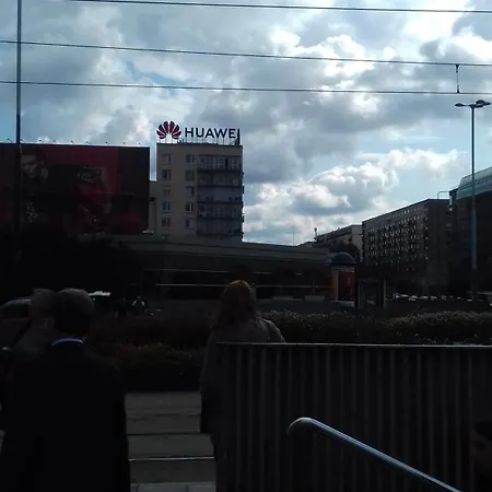 Metro Centrum Bed * Varsovie