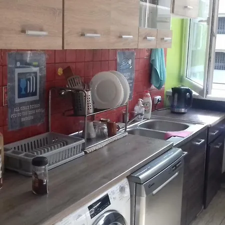 Homestay Metro Centrum Bed Warsaw