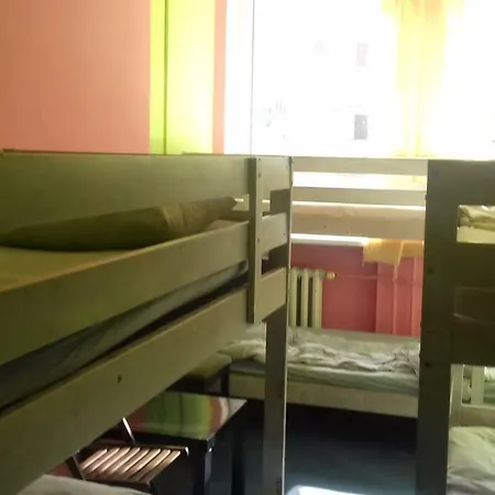 Metro Centrum Bed Varšava