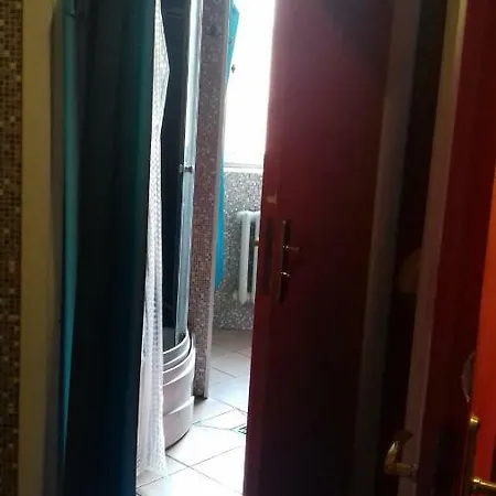 Metro Centrum Bed Homestay