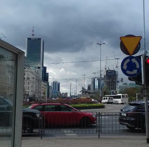 Проживание в семье Metro Centrum Bed